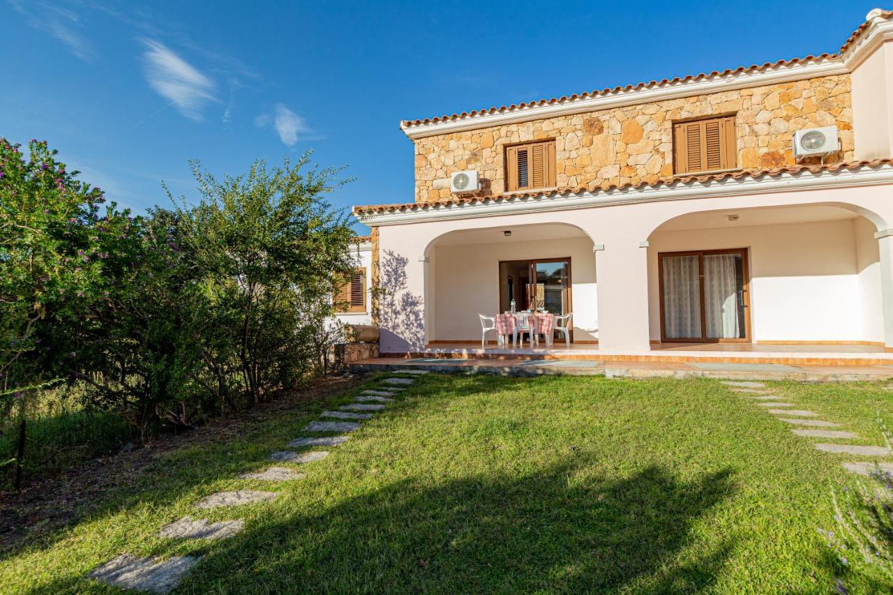 Appartamento Sette Posti Vicino Al Centro Di San Teodoro San Teodoro  Ngoại thất bức ảnh