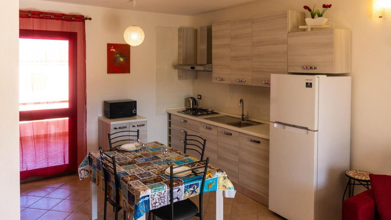 Appartamento Sette Posti Vicino Al Centro Di San Teodoro San Teodoro  Ngoại thất bức ảnh